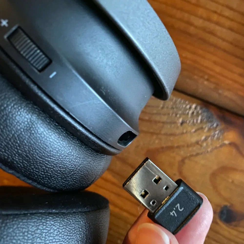 Razer Nari Wireless Gaming Headset